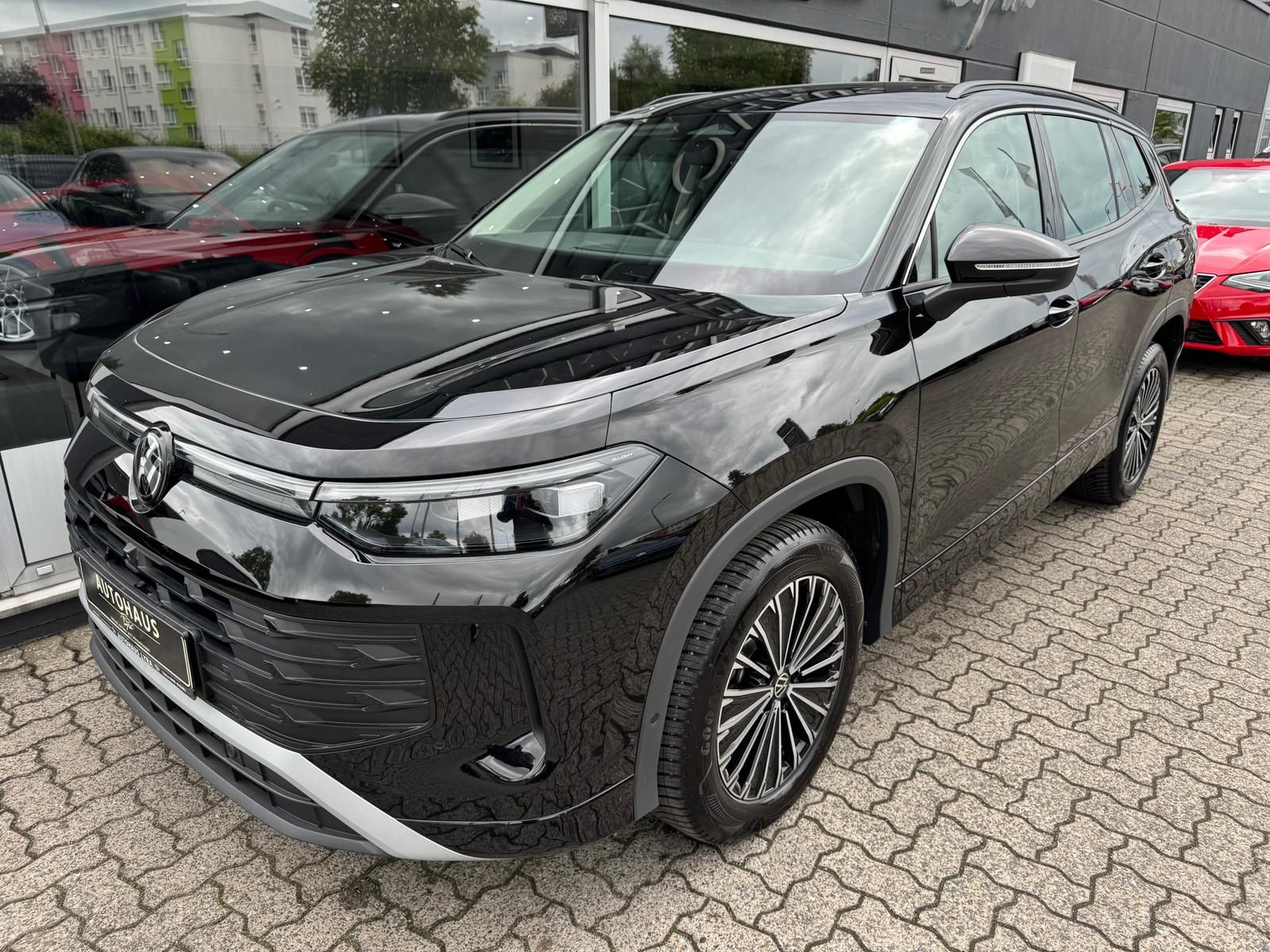 Volkswagen Tayron 2.0 TDI 4 Motion Life*MATRIX*KAMERA*AHK* imagem 3