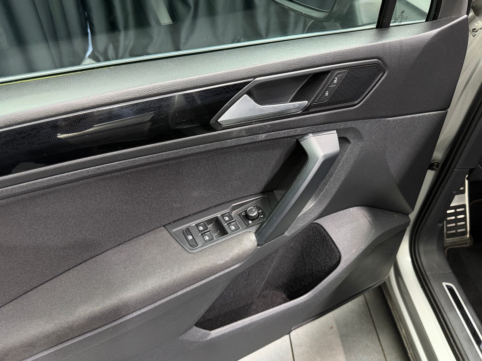 Fahrzeugabbildung Volkswagen Tiguan Sound |AUTOMATIK|DSG|PDC