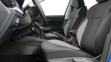 Skoda Kamiq Selection 1,0 TSI PDC DAB LED SHZ
