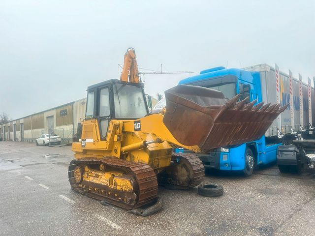 CAT 953