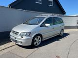 Opel Zafira 2.2 BENZIN, HU+AU 02/2027, Inspektion neu - Opel Zafira aus 2004: 2.0