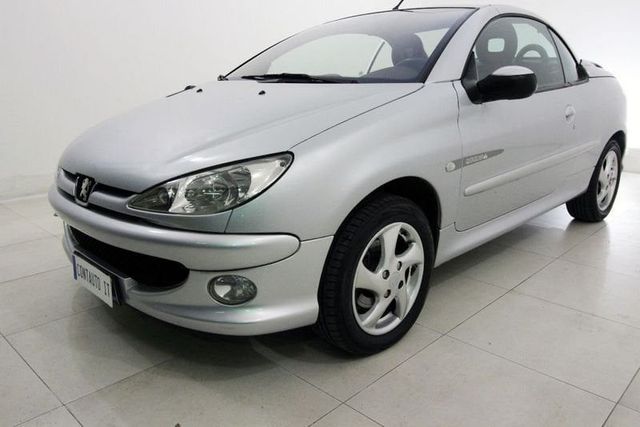 Peugeot 206 1.6 16V CC Quiksilver