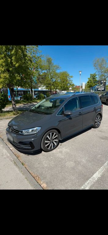 Image of Volkswagen Touran