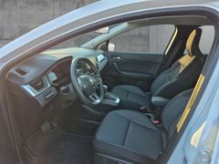 Fahrzeugabbildung Captur II Business Edition 1.6 E-TECH Plug-in Hy