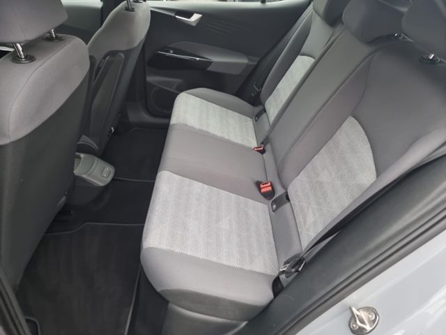 Fahrzeugabbildung Volkswagen ID.3 PRO PERFORMANCE 62kWh LED KLIMA KEYLESS SHZ