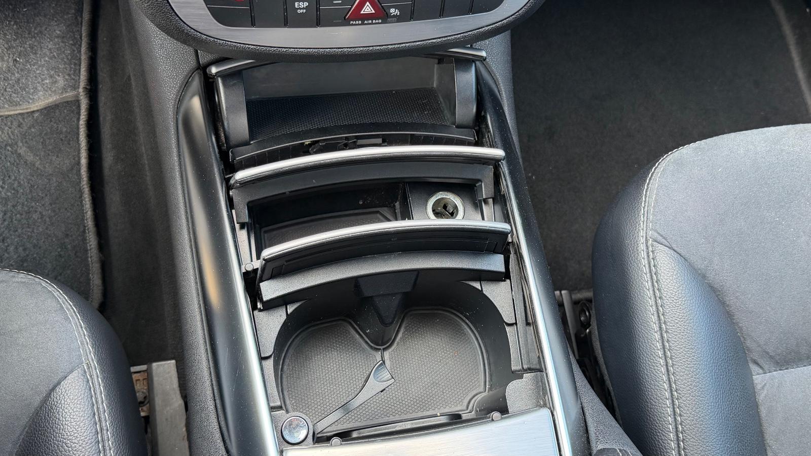 MERCEDES-BENZ R 300 CDI 190ch PACK SPORT - 7 PLACES - TOIT OUVRANT - SUSPENSION PNEUMATIQUE - SIÈGES CHAUFFANTS