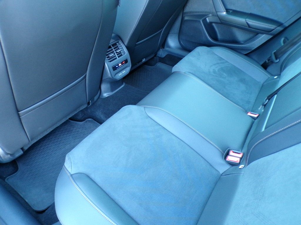 Fahrzeugabbildung CUPRA Cupra Leon Sportstourer 2.0 TDI DSG *LED*ACC*AHK