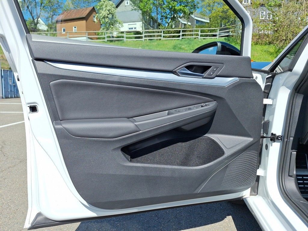 Volkswagen Golf - Bild 12