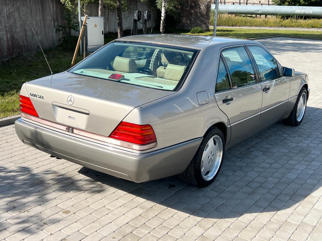 Mercedes-Benz S 600