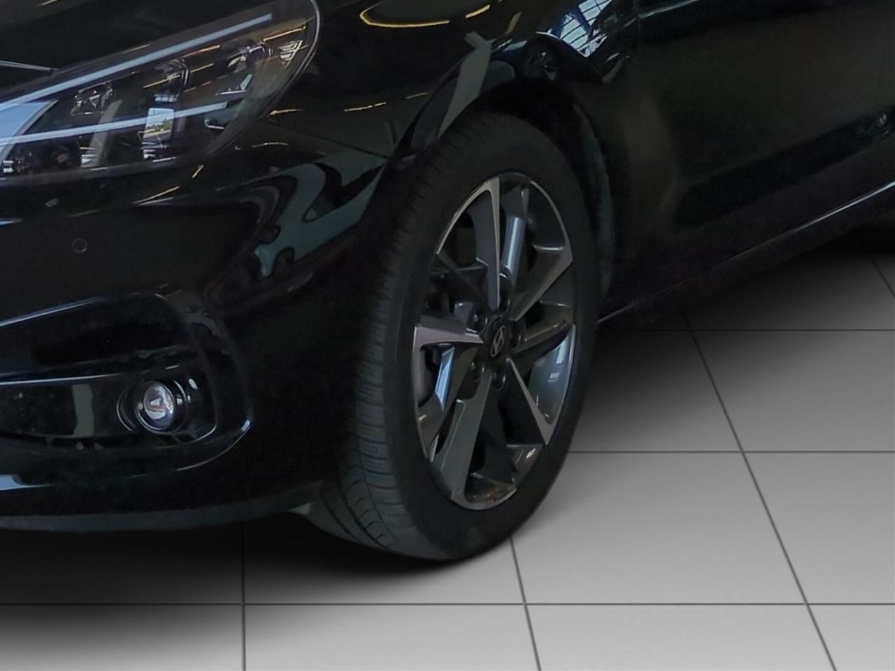 Fahrzeugabbildung Hyundai i30 1.5 ADVANTAGE PANO*LED**SHZ*LHZ*CARPLAY*NAV