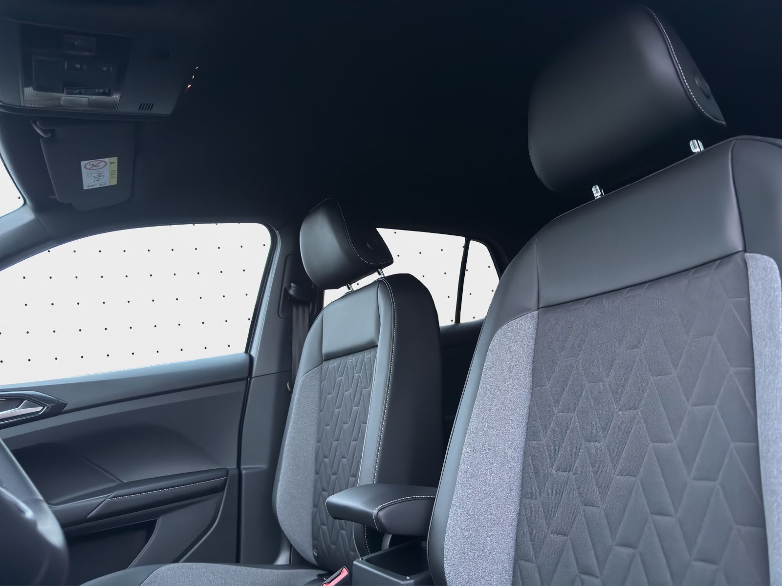Volkswagen T-Cross - Bild 10