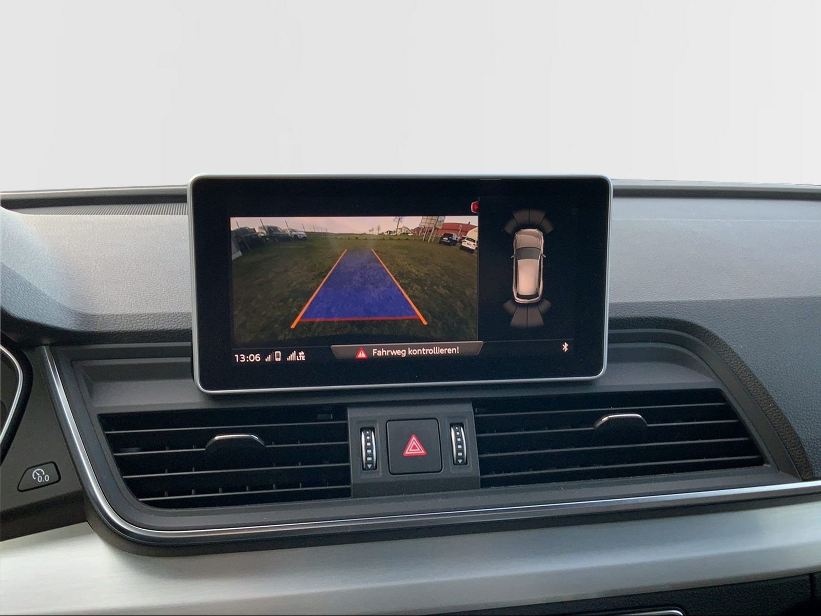 Q5 S-line quattro RFK,SHZ,NAV,MATRIX.