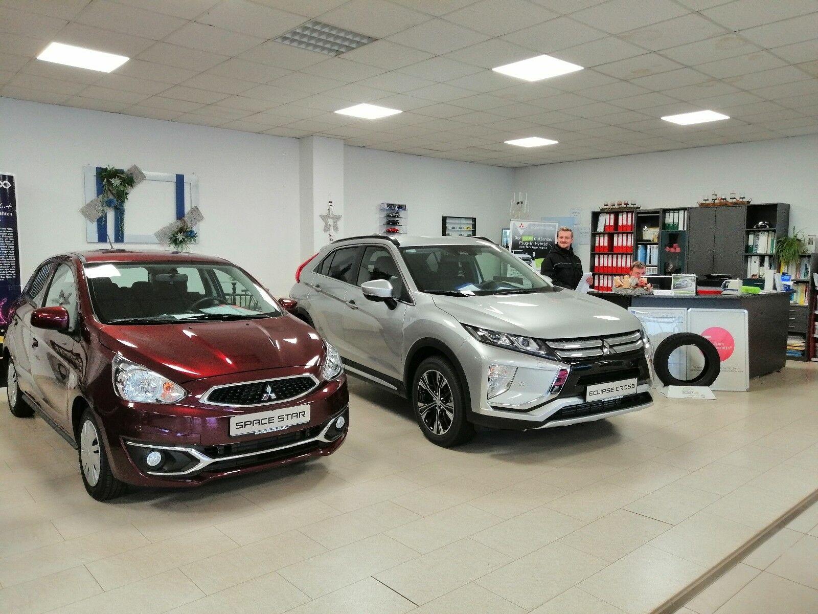 showroom-image-bottom