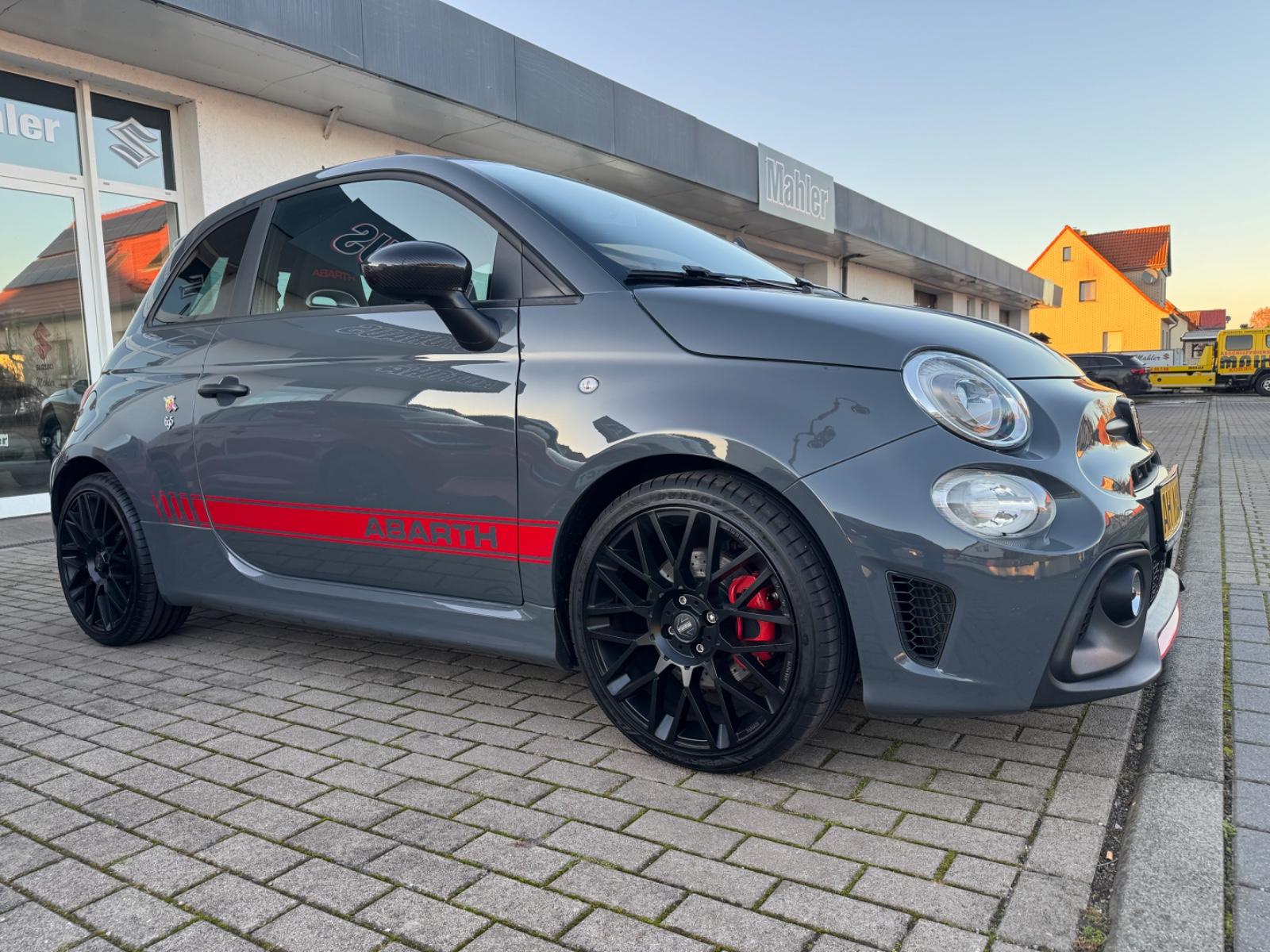 Abarth 500 695 XSR Yamaha Limited Edition