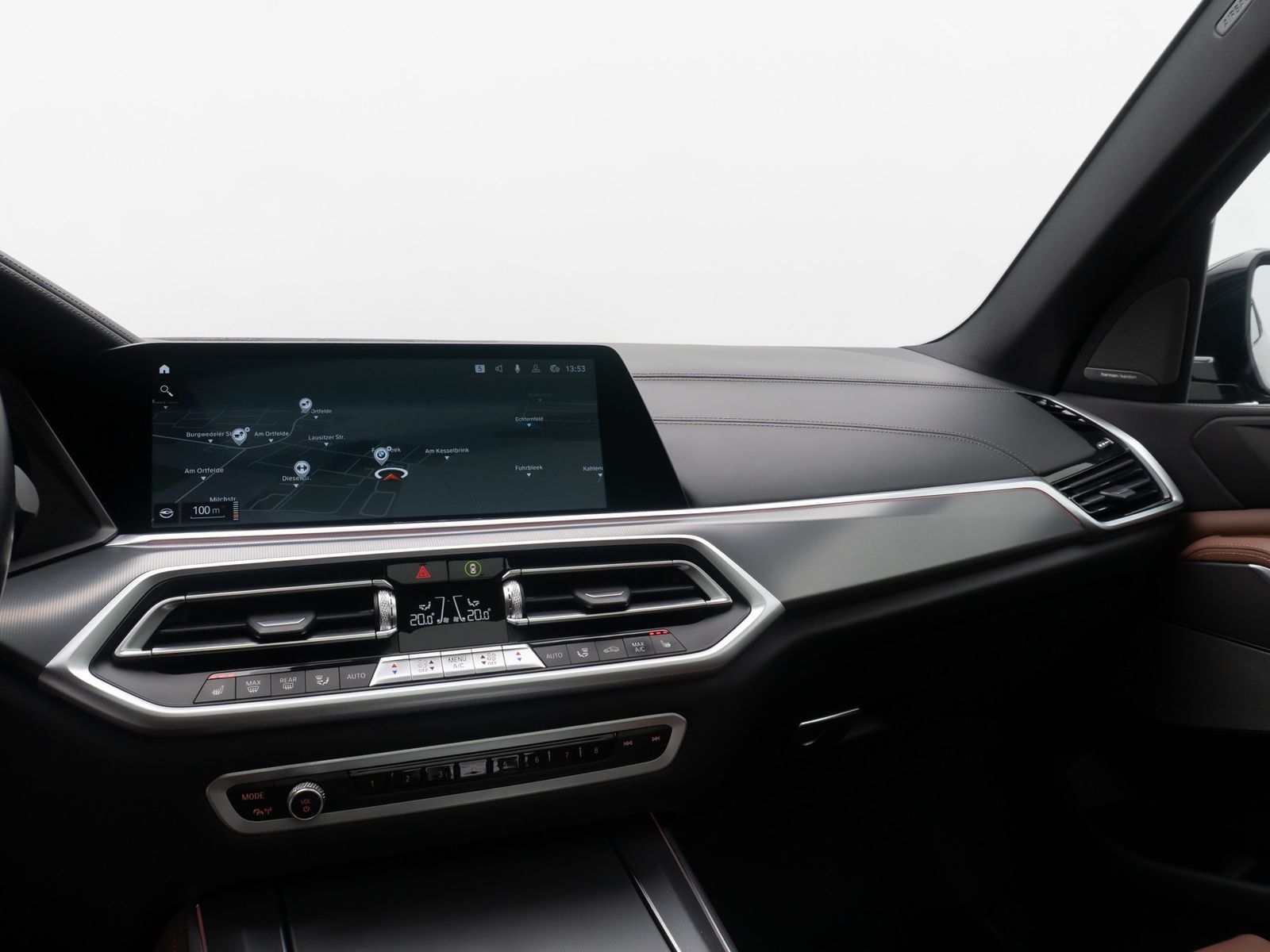 Fahrzeugabbildung BMW X5 xD40d M Sport AHK 360&deg; H/K Panorama Laser 22"