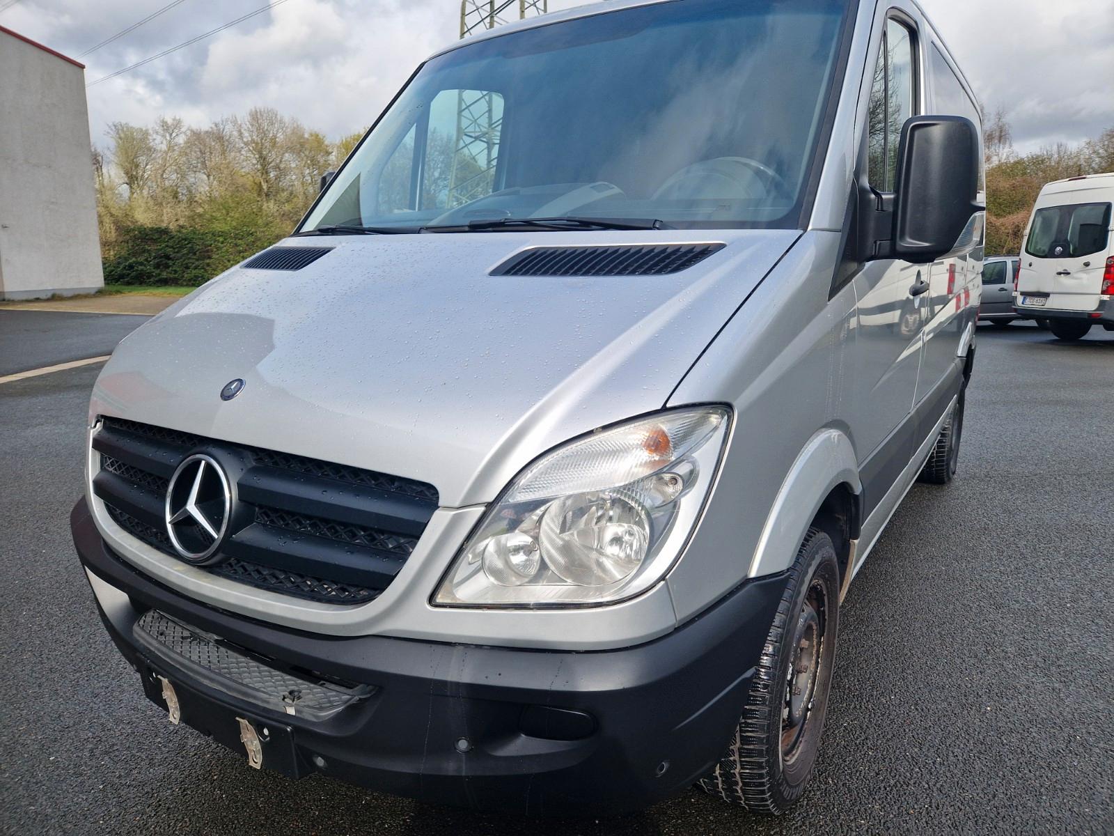 Mercedes-Benz Sprinter II Kombi 311 CDI TÜV NEU 8SITZER ATOMAT