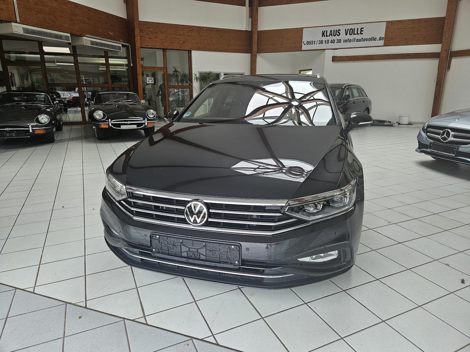 Volkswagen Passat 2.0 TDI Business Matrix AHK Pano Stdh.Vir
