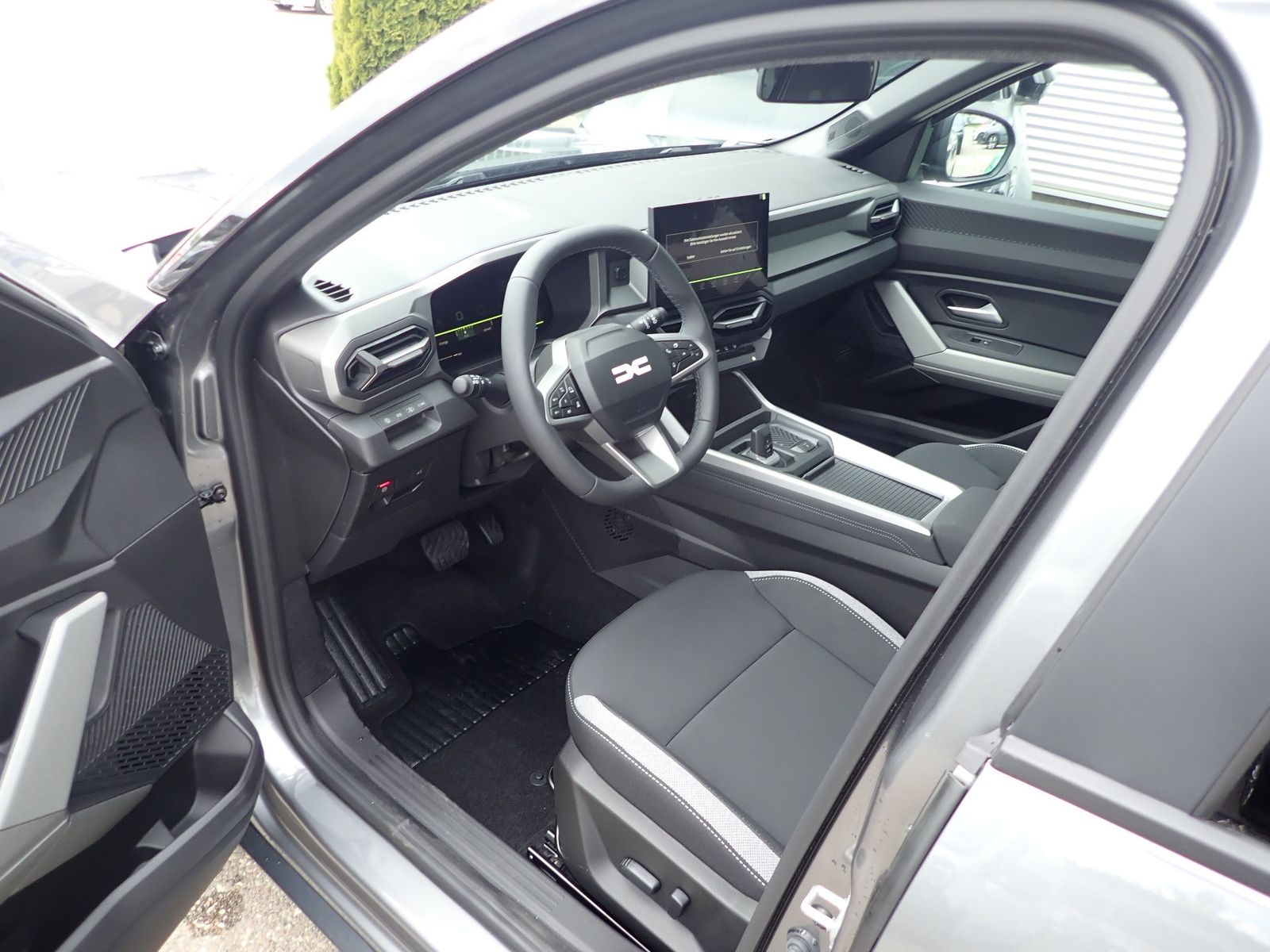 Fahrzeugabbildung Dacia Bigster Journey HYBRID 155