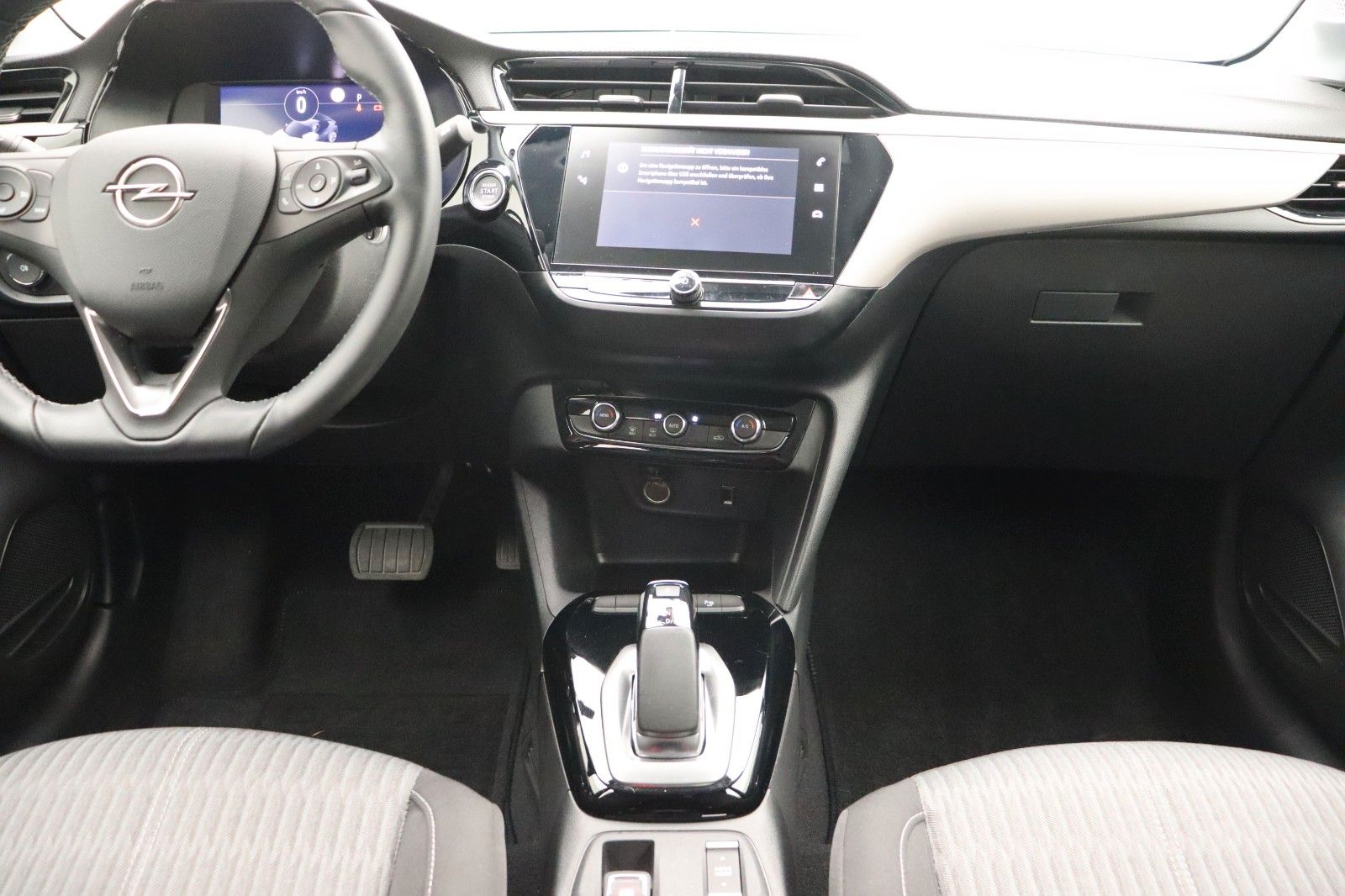 Fahrzeugabbildung Opel Corsa-e F Edition LDA PDC 7kW