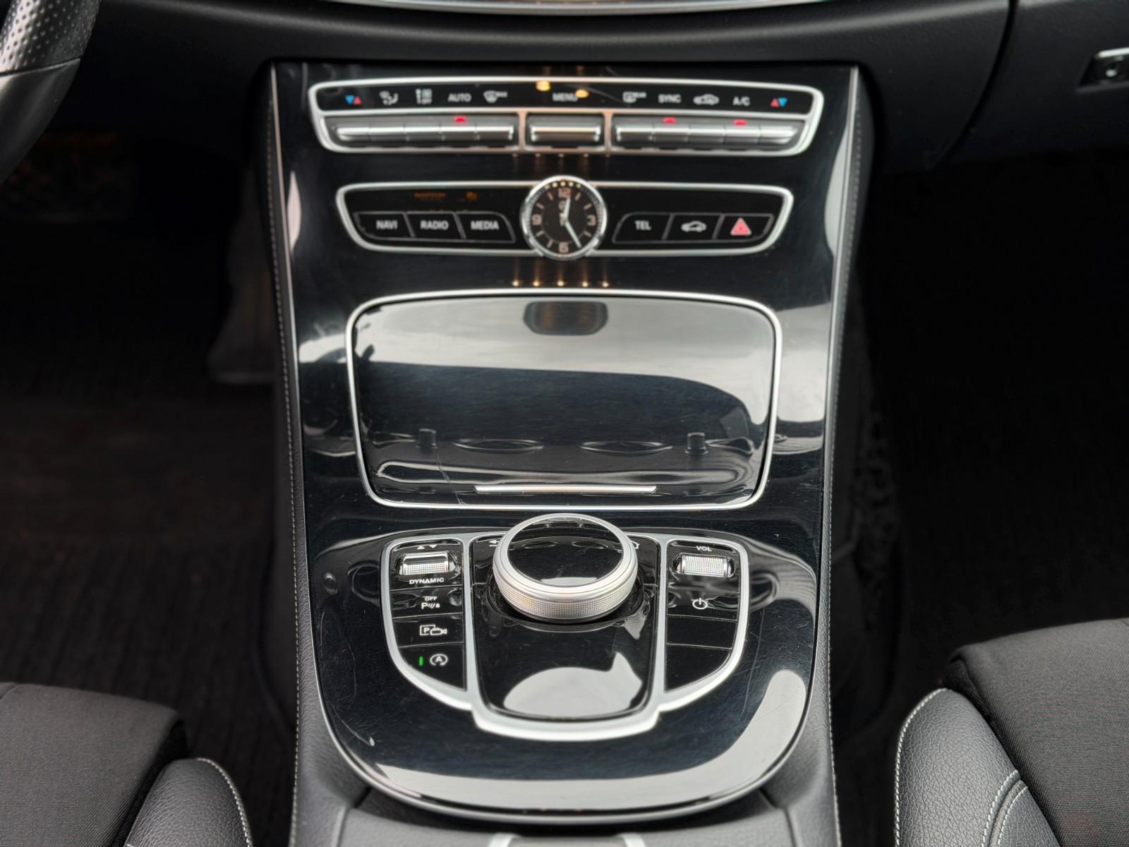 Mercedes-Benz E 400 E Limousine 4Matic *Navi*KeyL *Kamera *LED