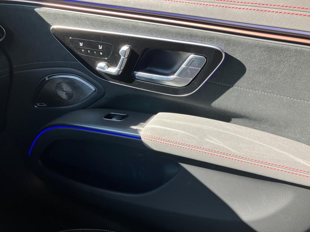 Fahrzeugabbildung Mercedes-Benz EQS 53 4M+ AMG*V-Max*Distronic*Pano*ParkAss*360°