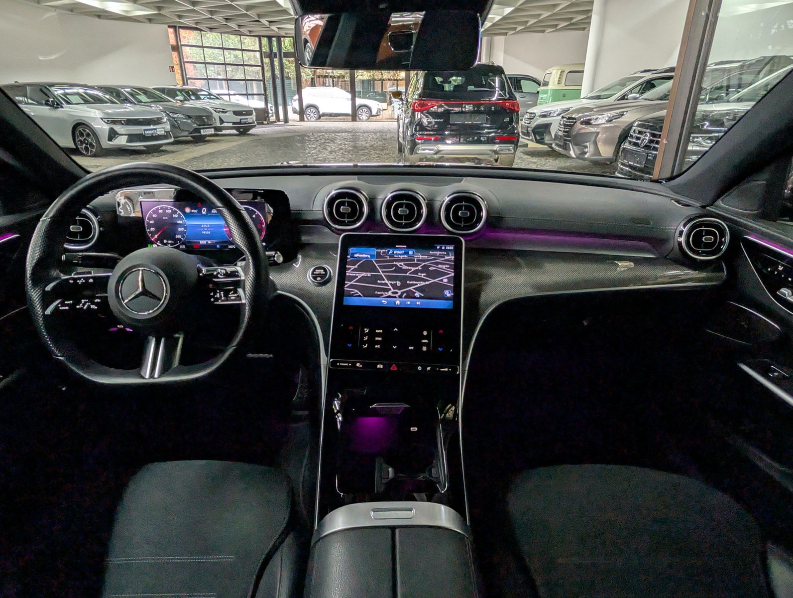 Fahrzeugabbildung Mercedes-Benz C 220 d AMG Night DIG. LIGHT MEMO IHC+ LEDER KAM