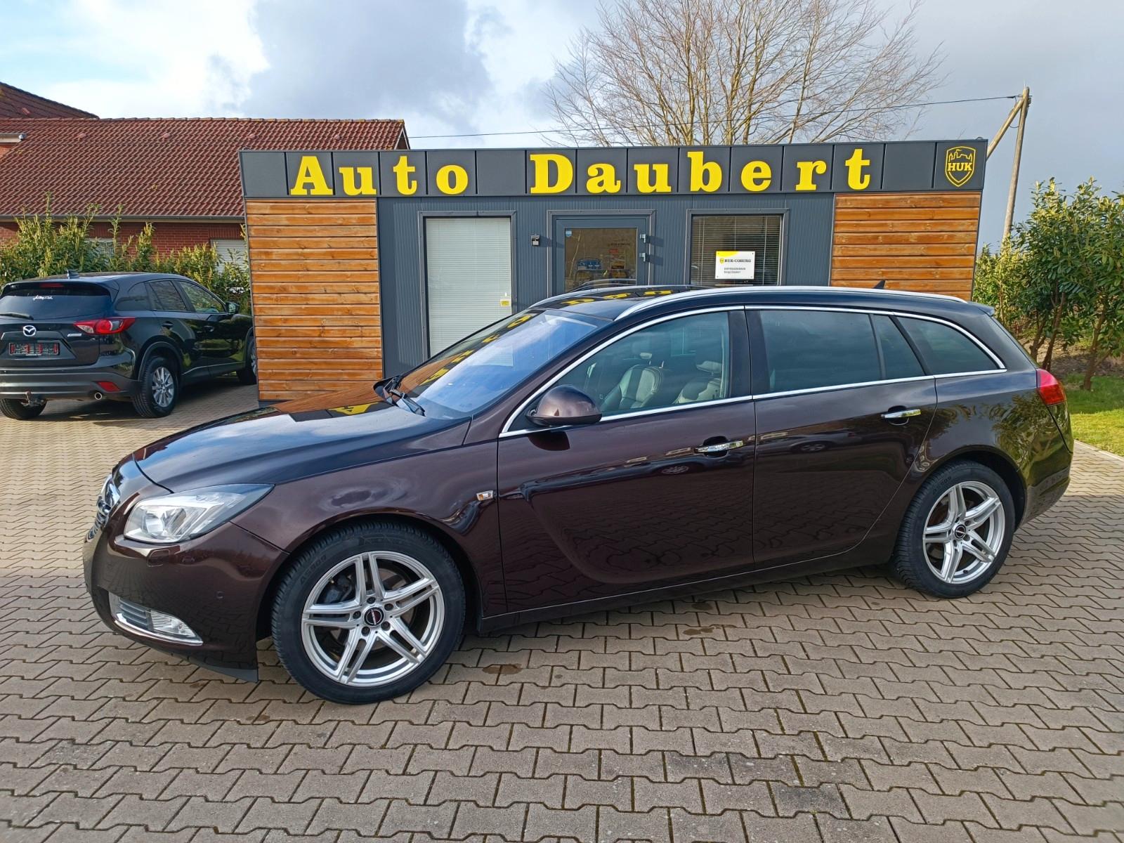 Opel Insignia 2,0CDTI+Leder+Abst.Tempo+SZH+Pano+AHK