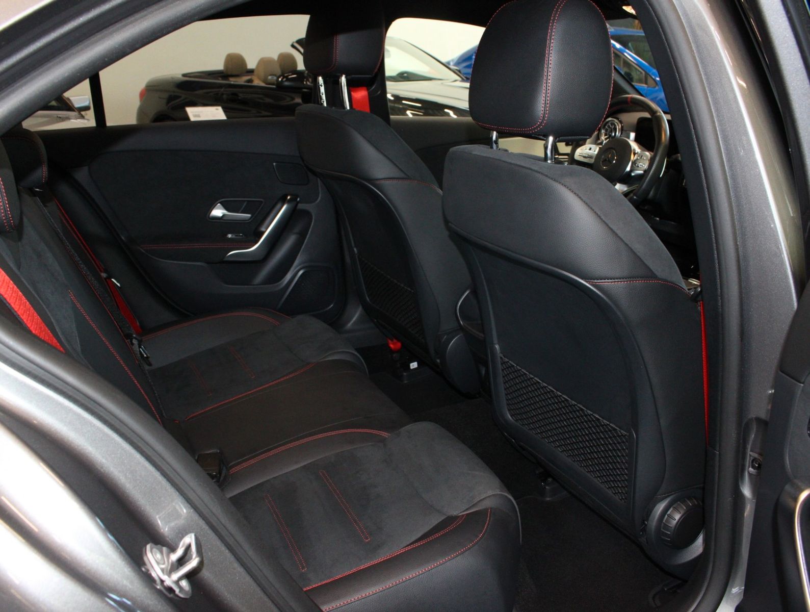 Fahrzeugabbildung Mercedes-Benz A 35 AMG Limo*Pano*Kamera*2.Hand
