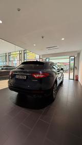 Maserati Levante Benzin 3.0 V6 S GRANSPORT Top-Zustand  - gebrauchte Maserati Levante aus dem Jahr 2020