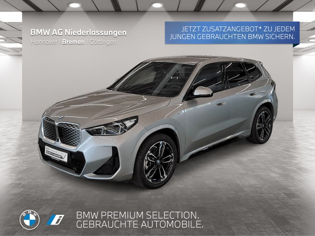 BMW iX1