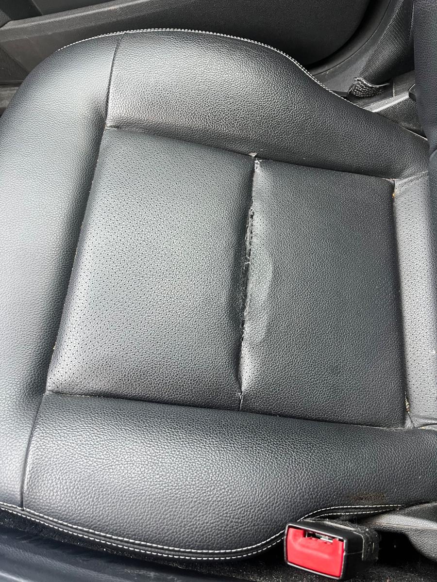 Mercedes-Benz E200 2014 — photo 10
