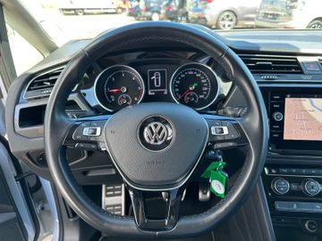 Fahrzeugabbildung Volkswagen Touran 2.0 TDI R Line LED AHK 7 Sitze