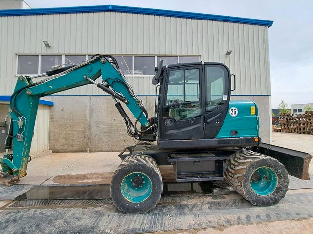 Yanmar B110W mit HS08