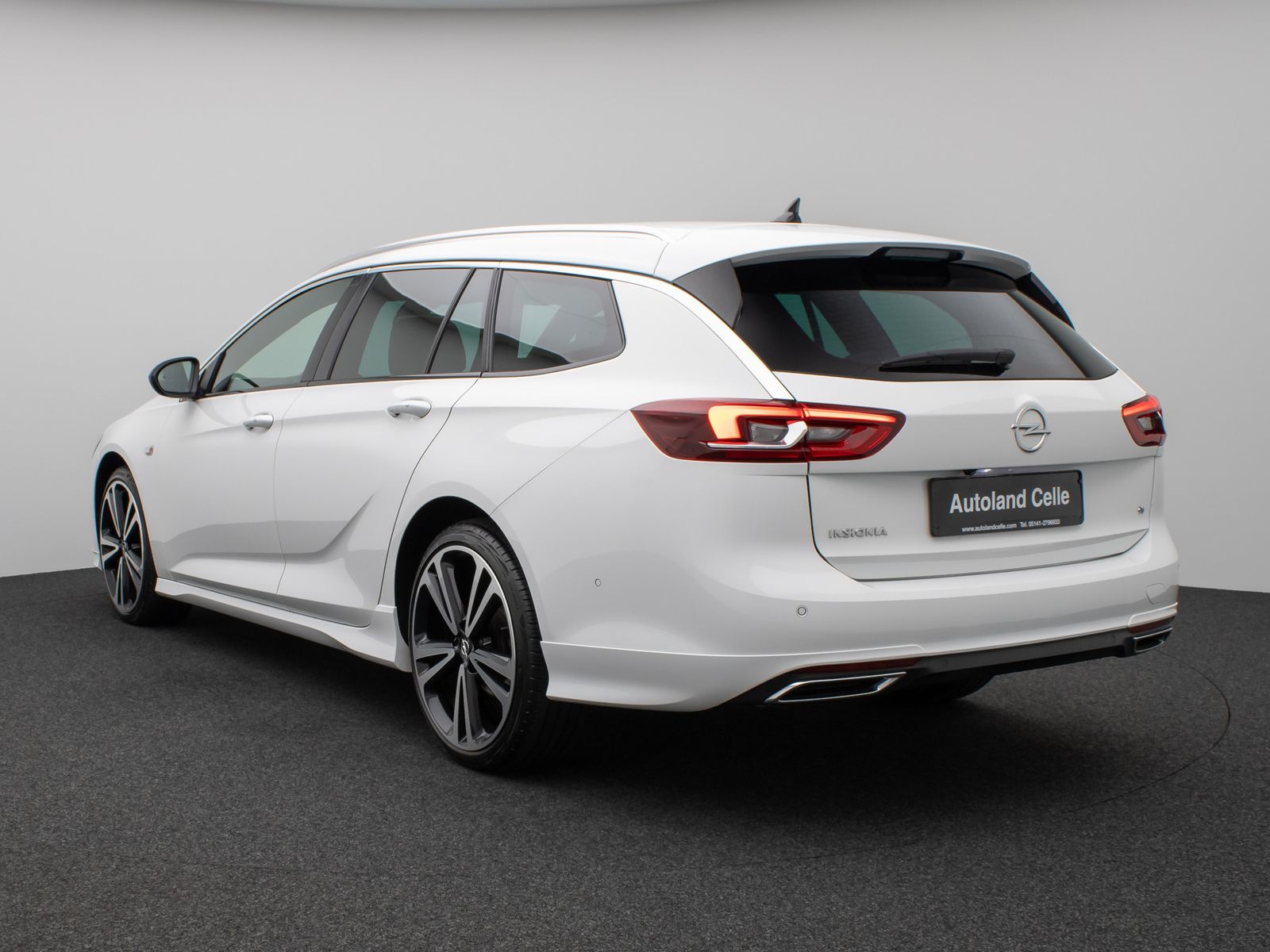 Fahrzeugabbildung Opel Insignia B Sports Tourer GS Line Plus 4x4 Kamera