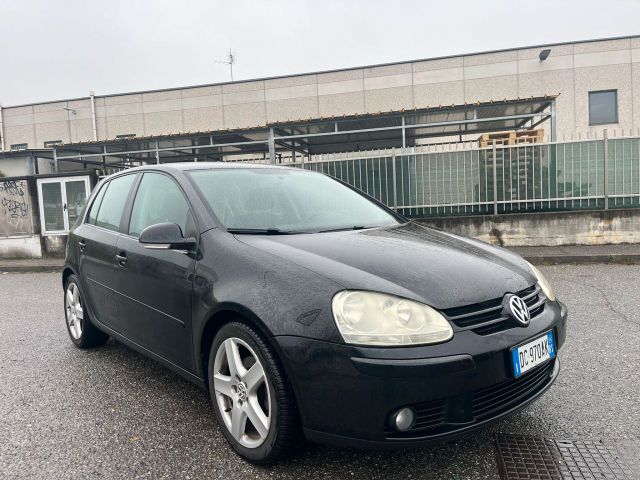 Volkswagen Golf 1.6 16V FSI 5p. Sportline