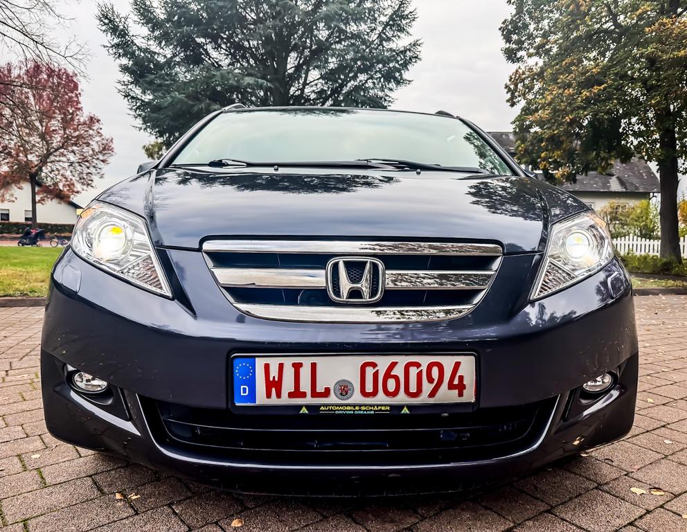 Honda FR-V