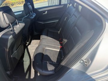 Mercedes E 200 - 7