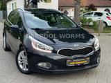 Kia cee'd Sportswagon Dream Team LED+NAVI+LEDER+KAME - Kia aus 2015 mit Diesel-Antrieb: Navigationssystem, Kombi, Cee D