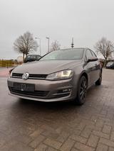 Volkswagen 1.2 TSI 63kW BMT LOUNGE - Volkswagen Golf mit Benzin-Antrieb: 1.6