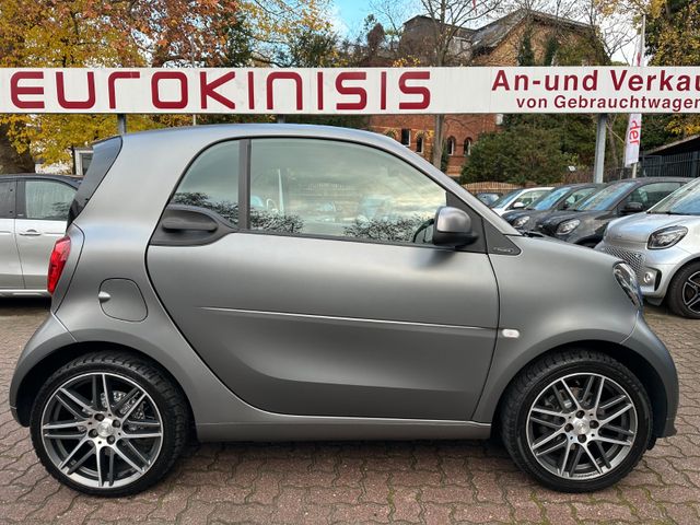 Smart fortwo BRABUS Xcl DCT*LEDER*NAVI*SHZ*JBL*KAM*