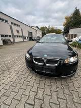 BMW e93 330i Cabrio/ Erste Hand - BMW aus 2009: 3er