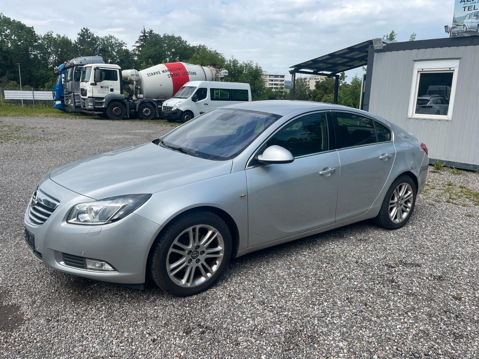 Opel Insignia A Lim. Edition 1,6T 180PS