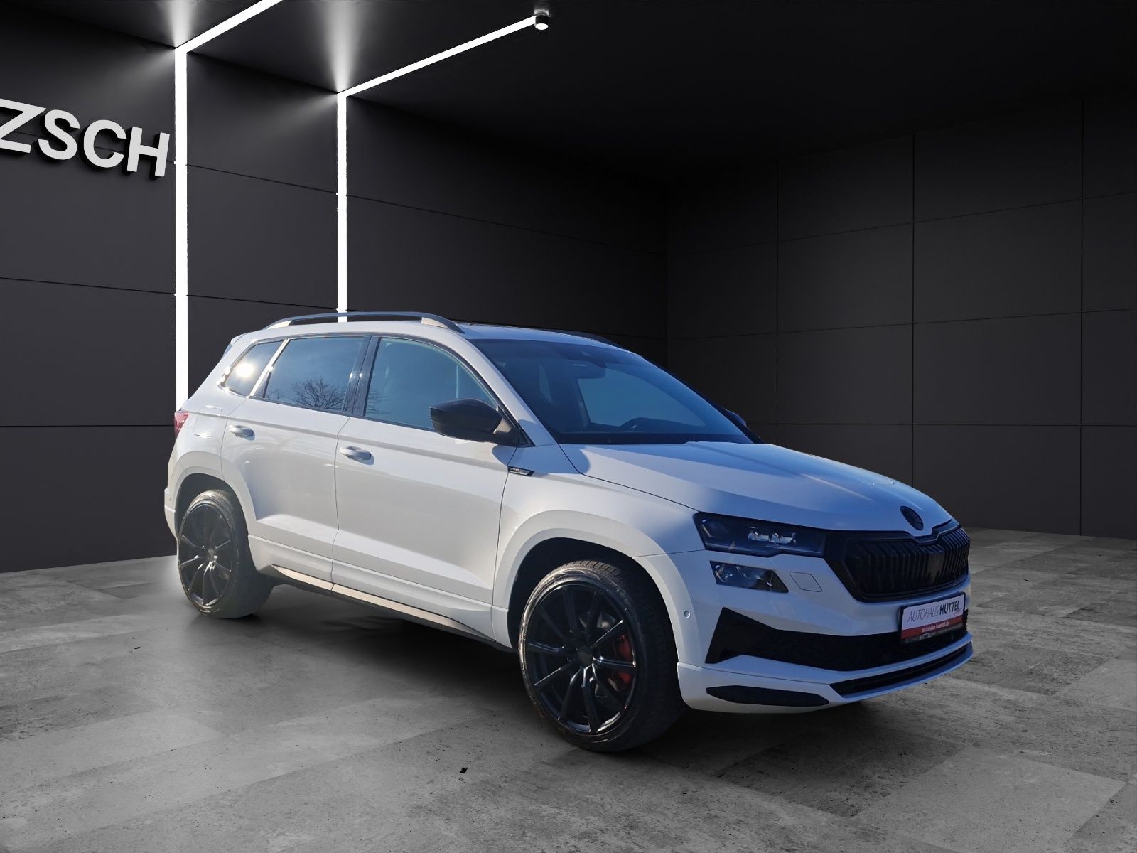 Fahrzeugabbildung SKODA Karoq TDI Sportline 4x4 Matrix PANO ACC Kamera36