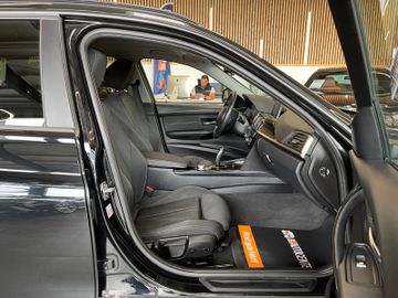 BMW 320 Touring 320 d xDrive *NAVI*TEMPOMAT*SZHZ*AHK