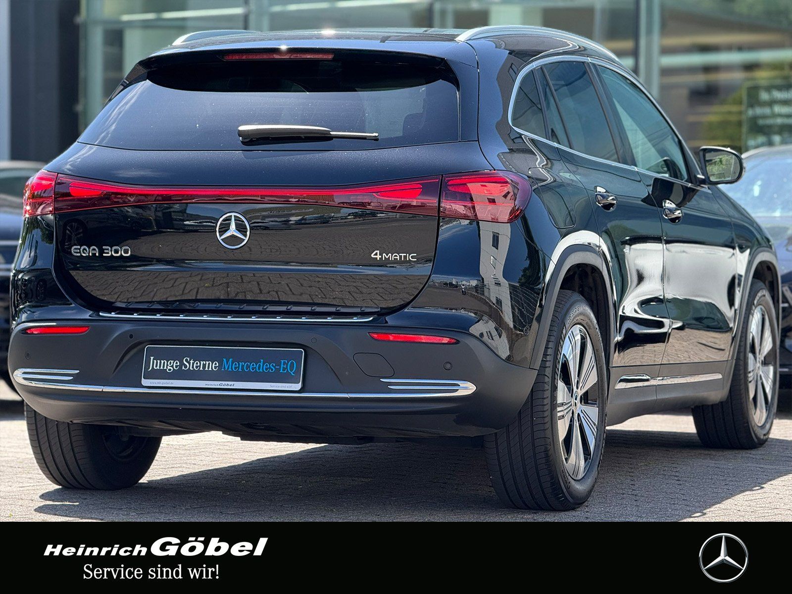 Fahrzeugabbildung Mercedes-Benz EQA 300 4Matic 360°KAMERA*AMBIENTE*LED*elek.HECK