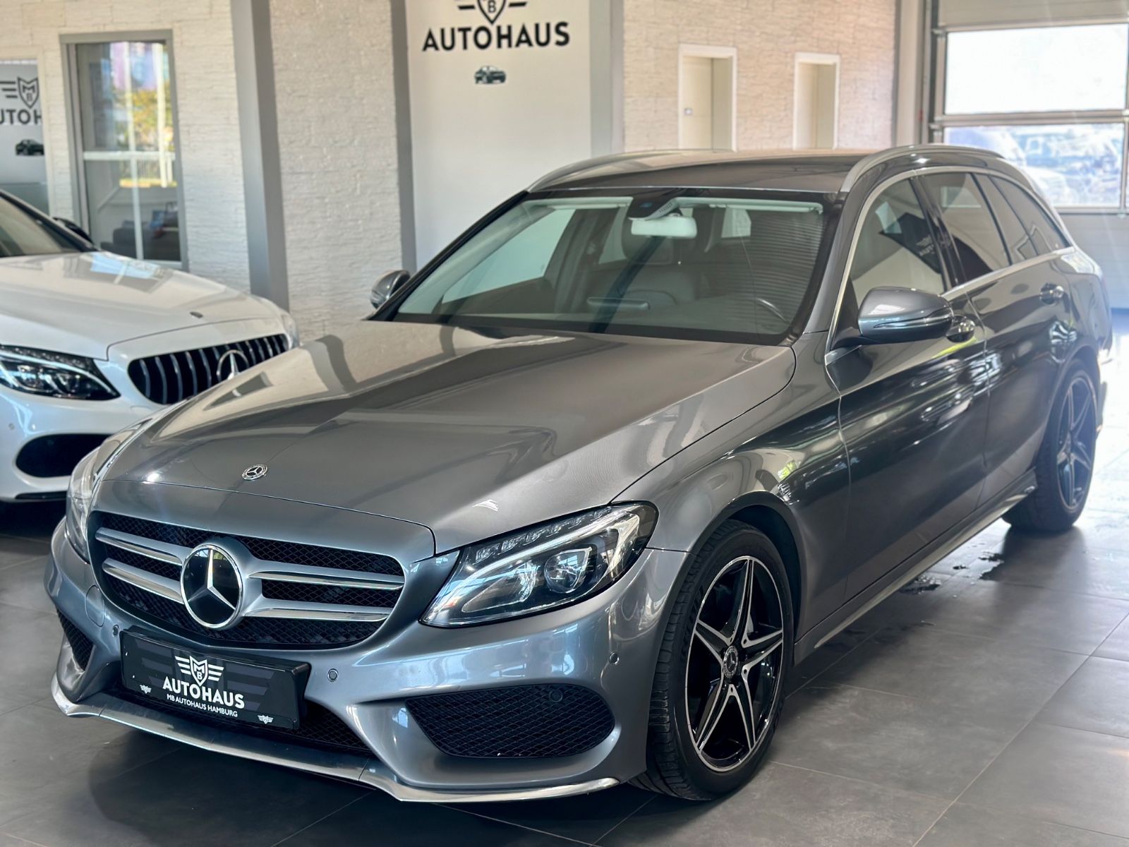 MERCEDES-BENZ C 220 T BlueTec, AMG-Paket,LED,Kamera,TOP