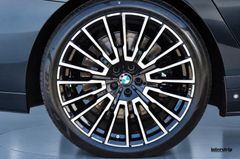 BMW M760 – 9 / 25