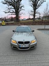BMW 318i E90 wenig Km 8fach-bereift - BMW 318: E90