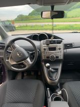 Toyota Verso 2.2l D-CAT Life Life - Toyota Verso: D Cat