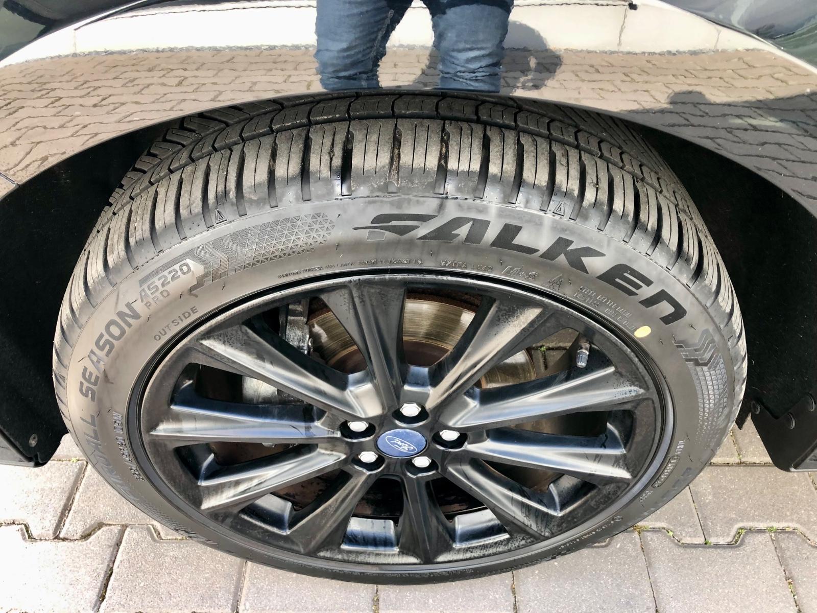 Ford Edge Vignale 4x4/Leder/Sitzhz/Navi/DAB/LED